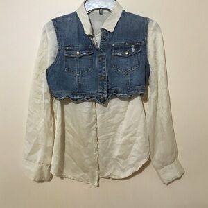 Angel kiss crop denim vest.